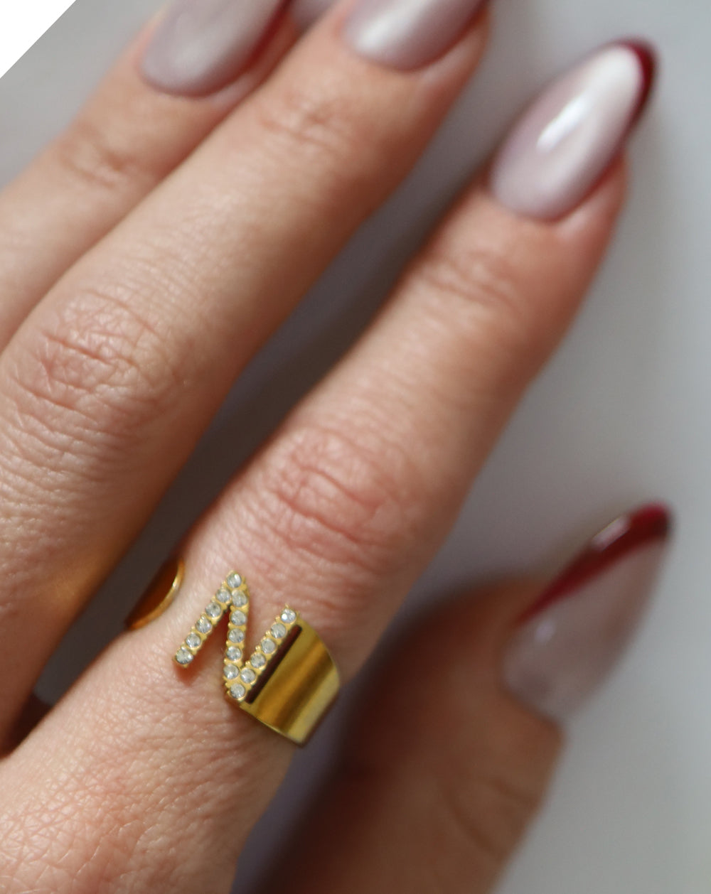 anillo inicial brillo N