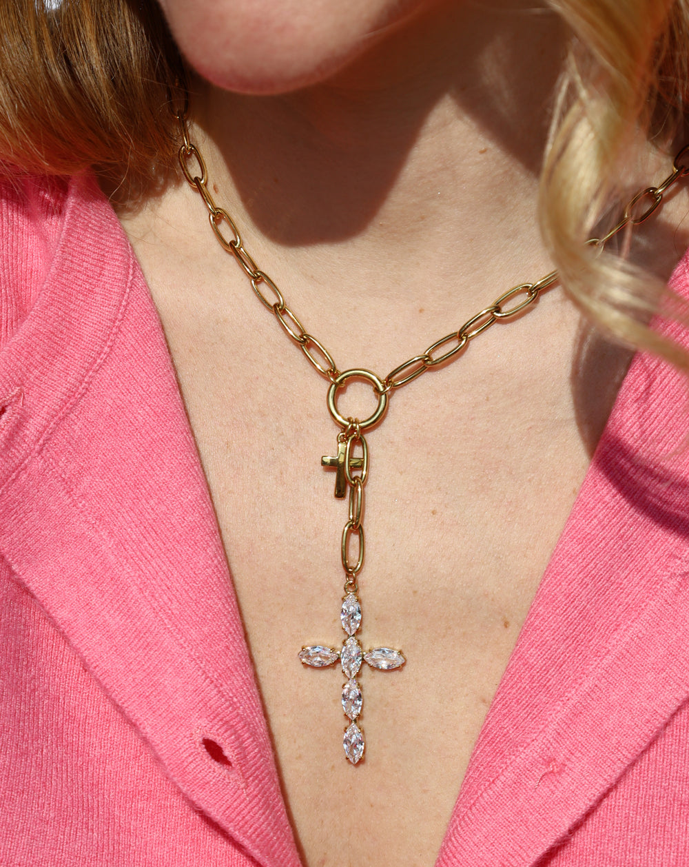 Collar cadena con cruz brillantes